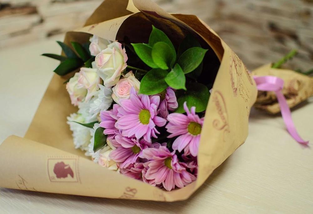 Букет цветов из: Розы и Хризантемы в Екатеринославке