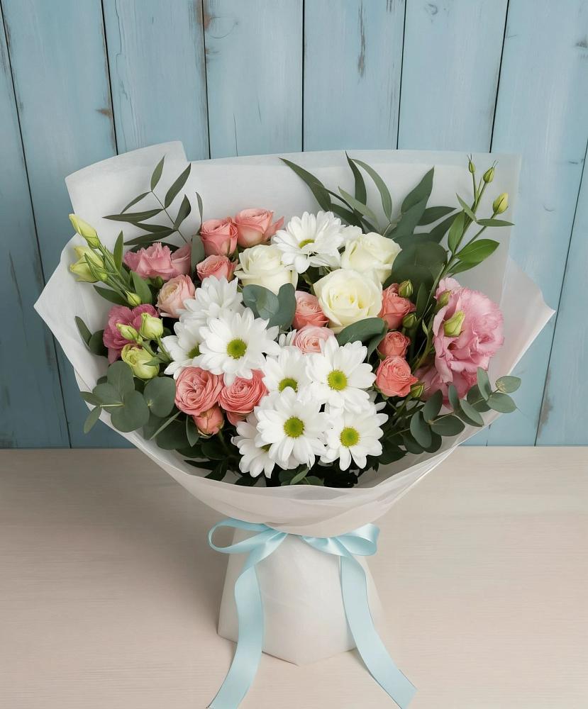 Букет цветов из: Розы, Лизиантусы и Хризантемы в Екатеринославке