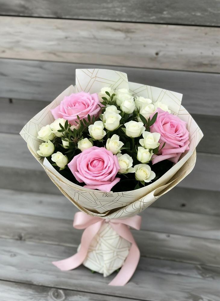 Букет цветов из: Розы в Екатеринославке