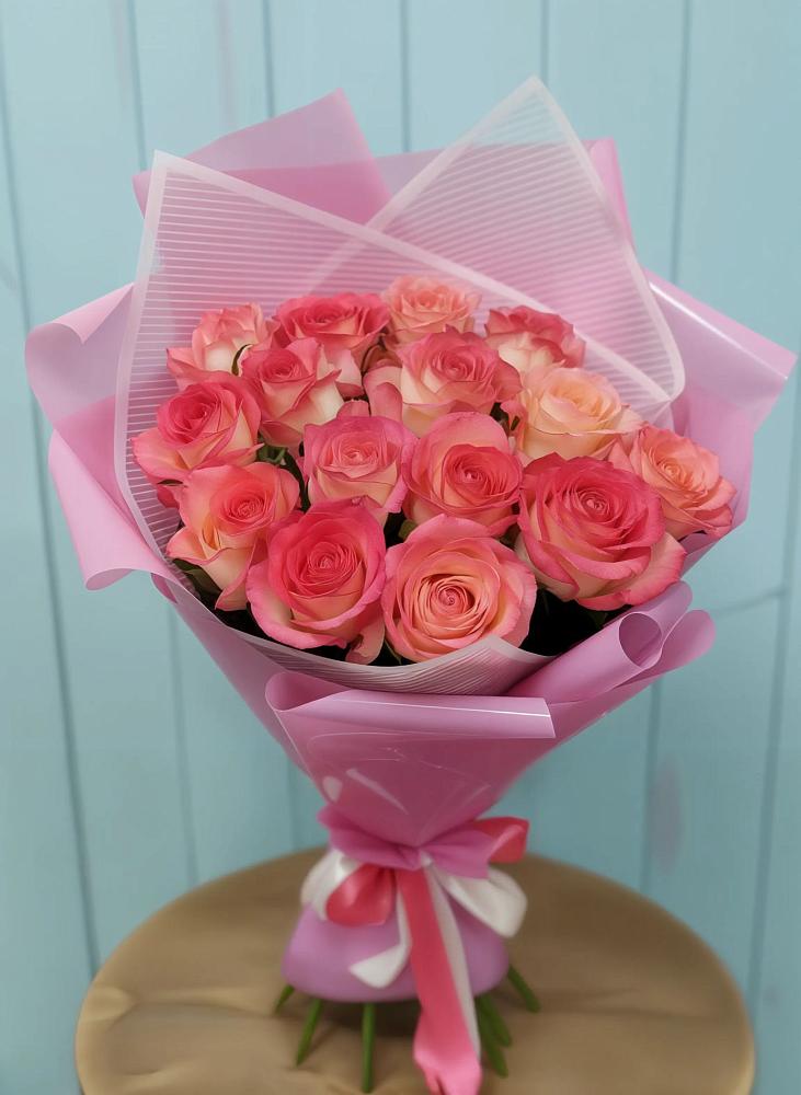 Букет 15 Розовых роз Равель в Екатеринославке