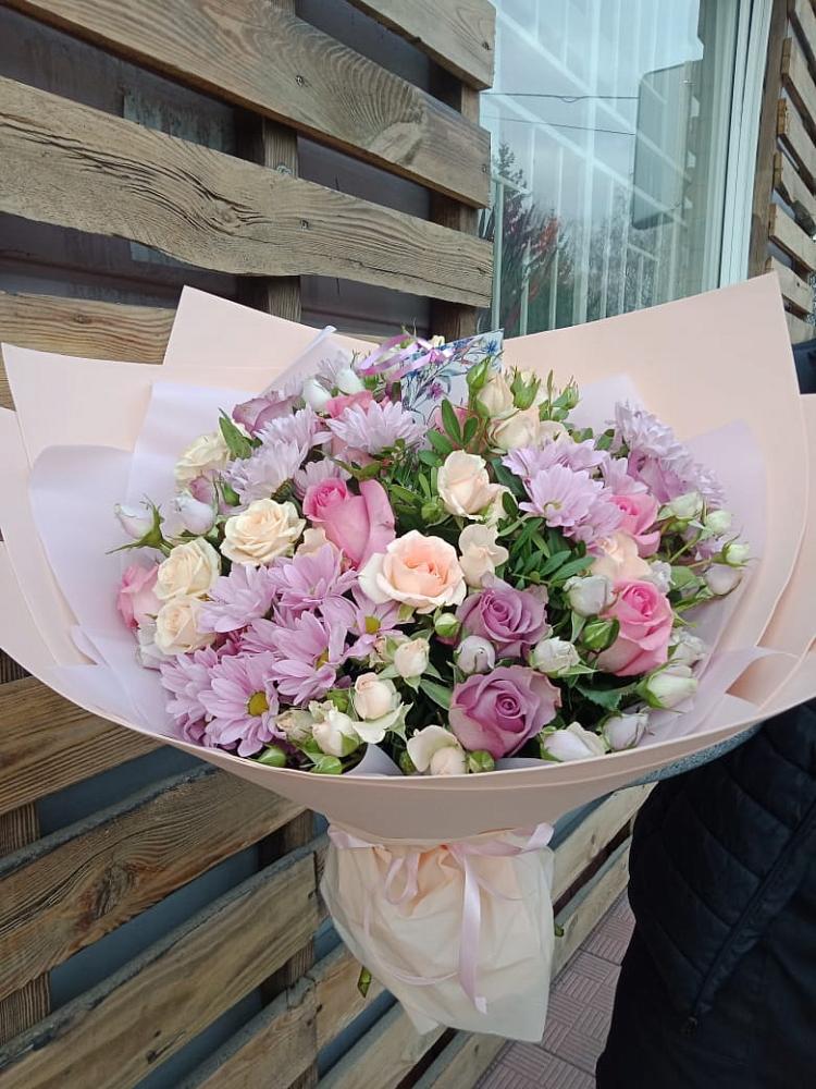 Букет цветов из: Розы и Хризантемы в Екатеринославке