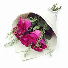 Букет цветов из:  Розы в Екатеринославке