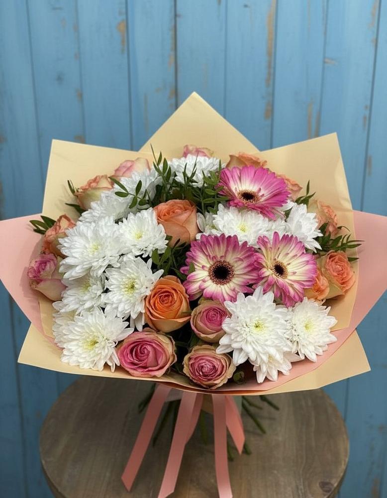 Букет цветов из: Розы, Герберы и Хризантемы в Екатеринославке