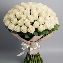 Букет 101 беля роза Белоснежка в Екатеринославке