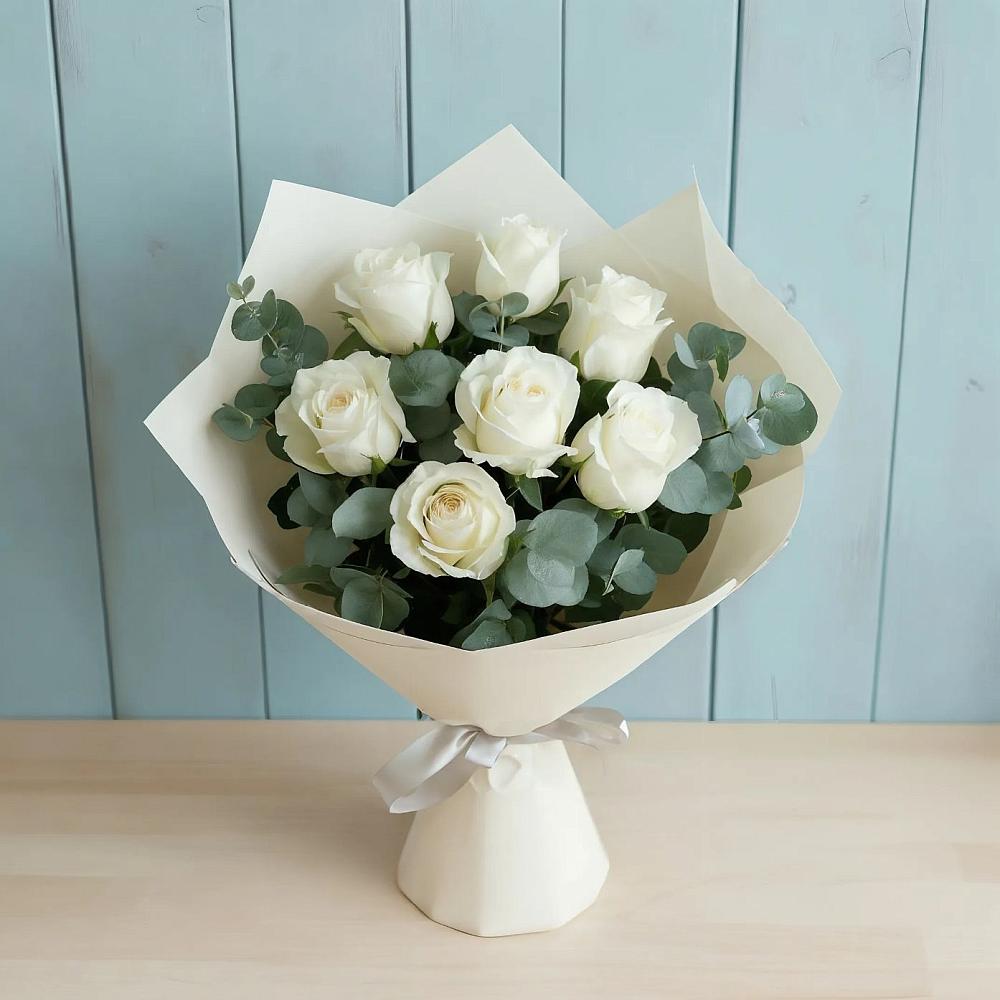 Букет Белые розы в Эвкалипте в Екатеринославке