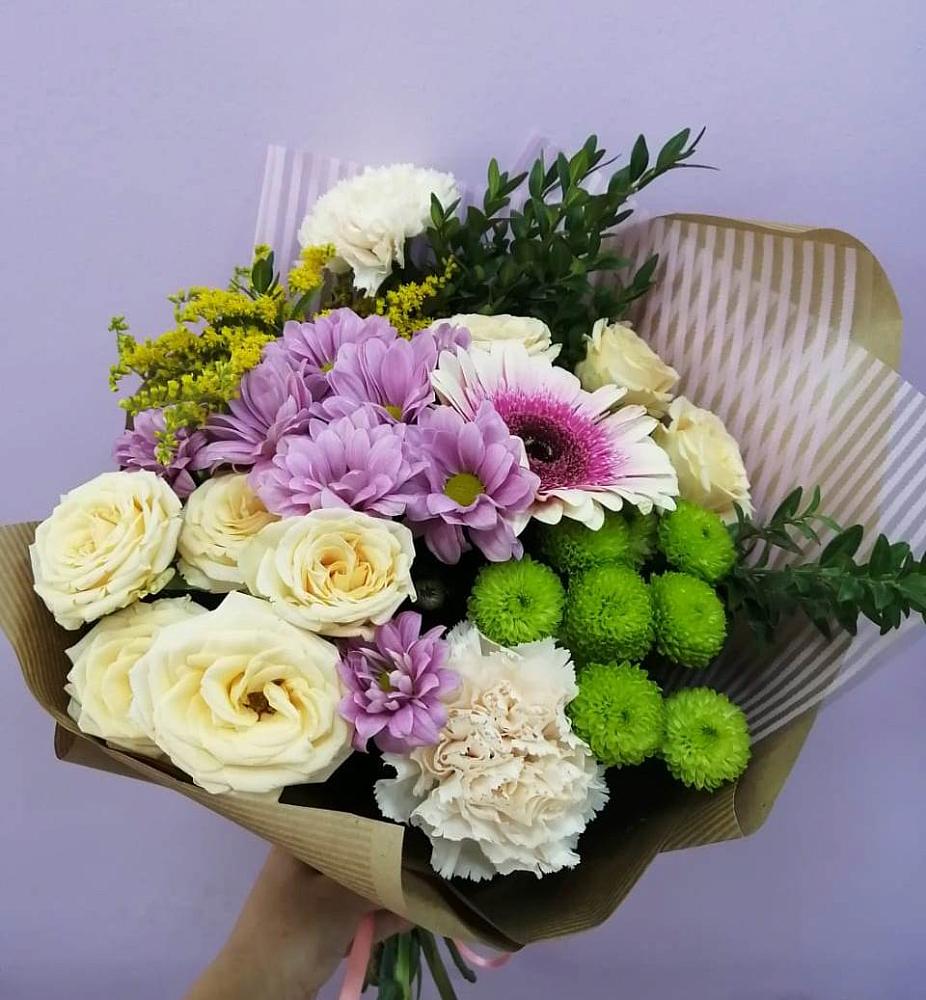 Букет цветов из: Хризантемы, Розы, Гвоздики и Герберы в Екатеринославке