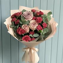 Букет цветов из:  Гвоздики и Розы в Екатеринославке