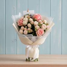 Букет цветов из:  Розы в Екатеринославке