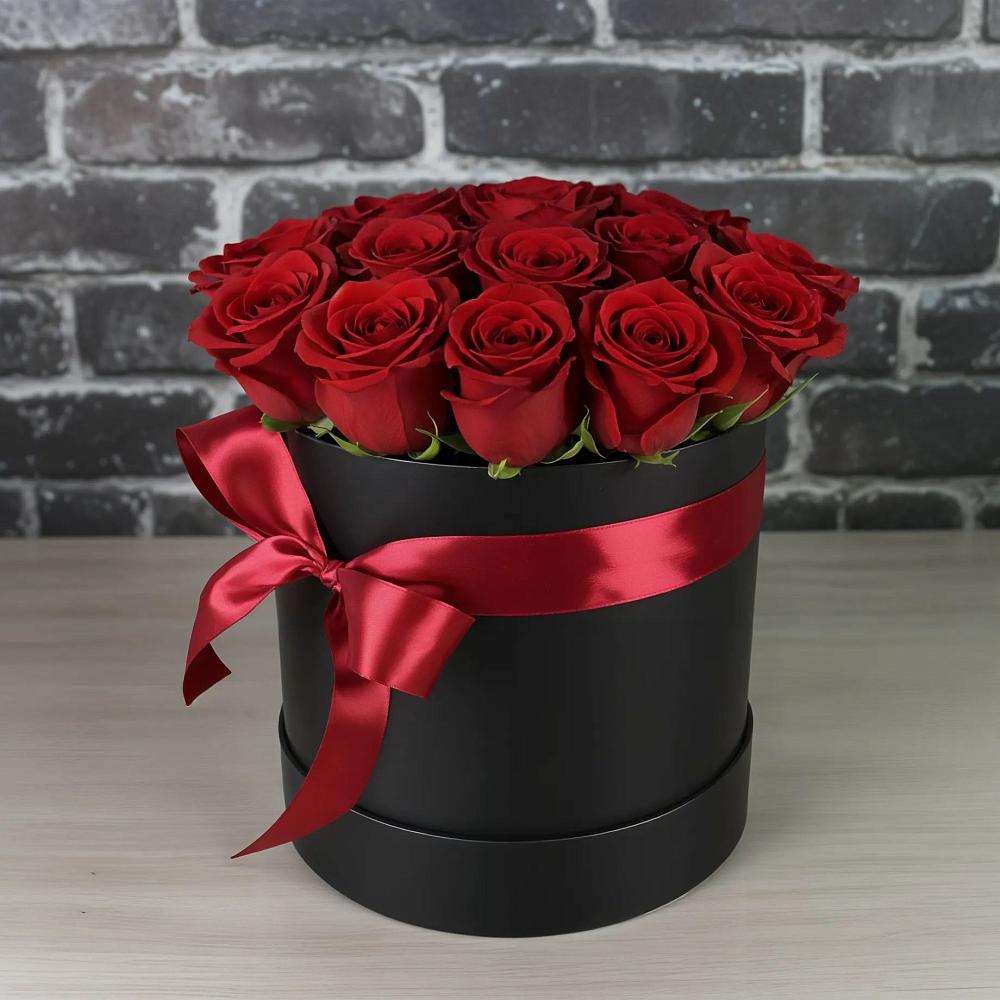 Цветочная композиция из Розы в шляпной коробке в Екатеринославке